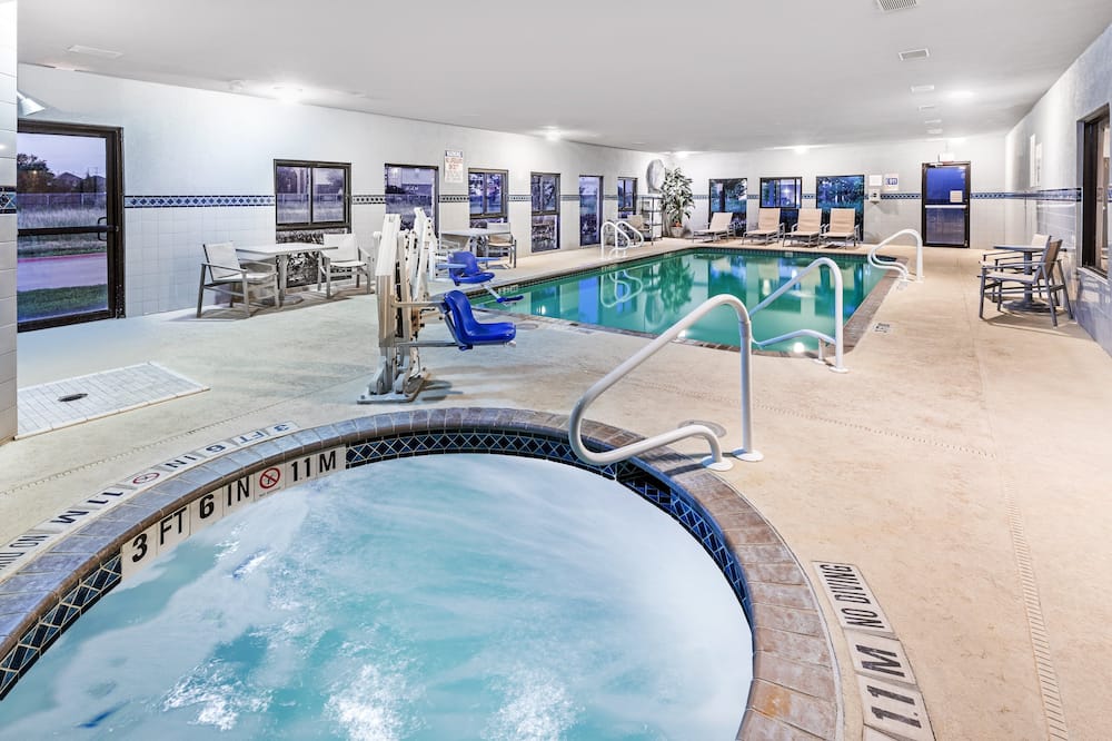 Holiday Inn Express & Suites Austin NE - Hutto by IHG