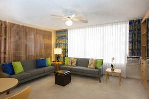 TV - Kuhio Banyan Club (Honolulu)