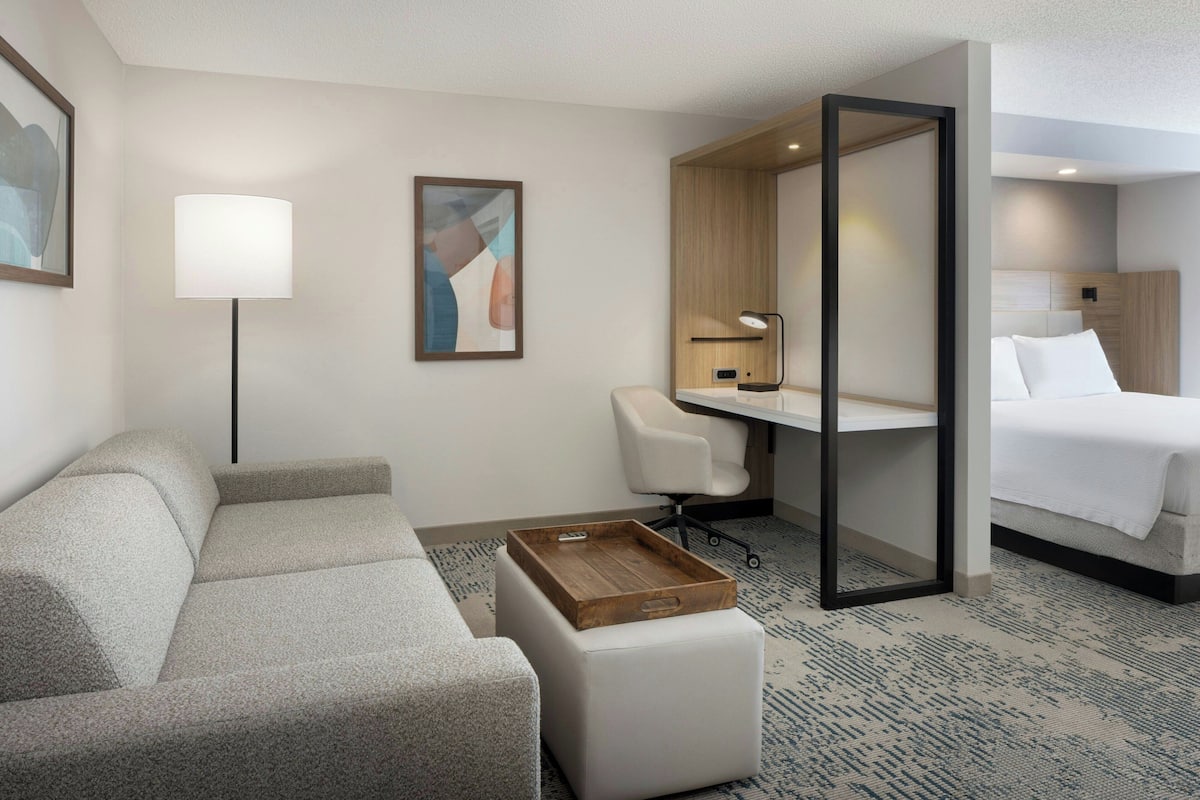 1 bedroom, premium bedding, down duvets, pillow-top beds