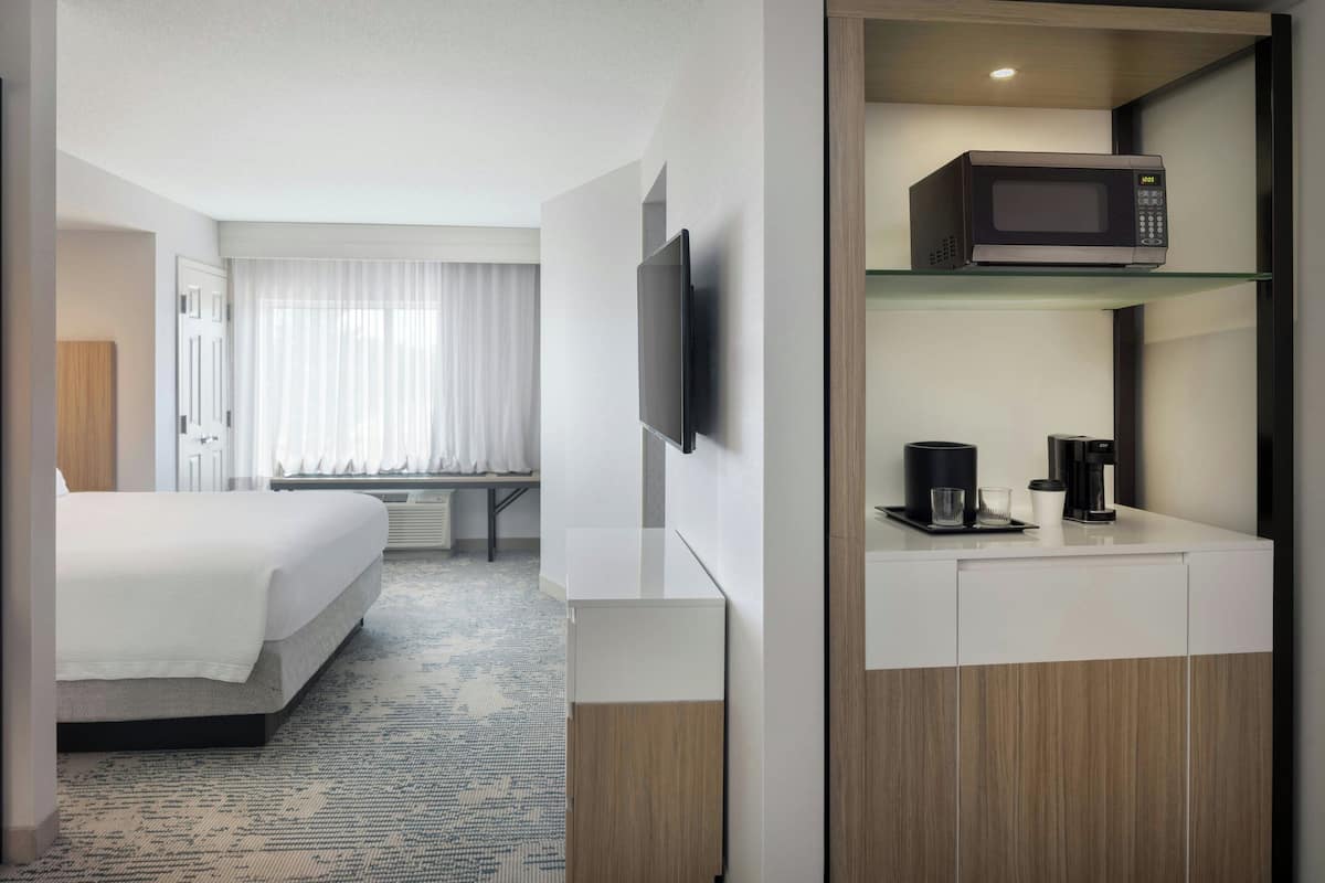 1 bedroom, premium bedding, down duvets, pillow-top beds