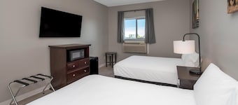 Coast Innisfail Hotel