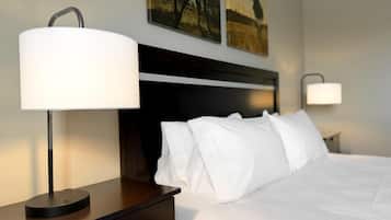 Ropa de cama de alta calidad, muebles diferentes y escritorio