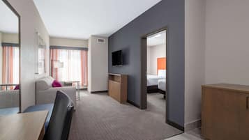Suite, 2 Queen Beds, Non Smoking (One-Bedroom Efficiency)