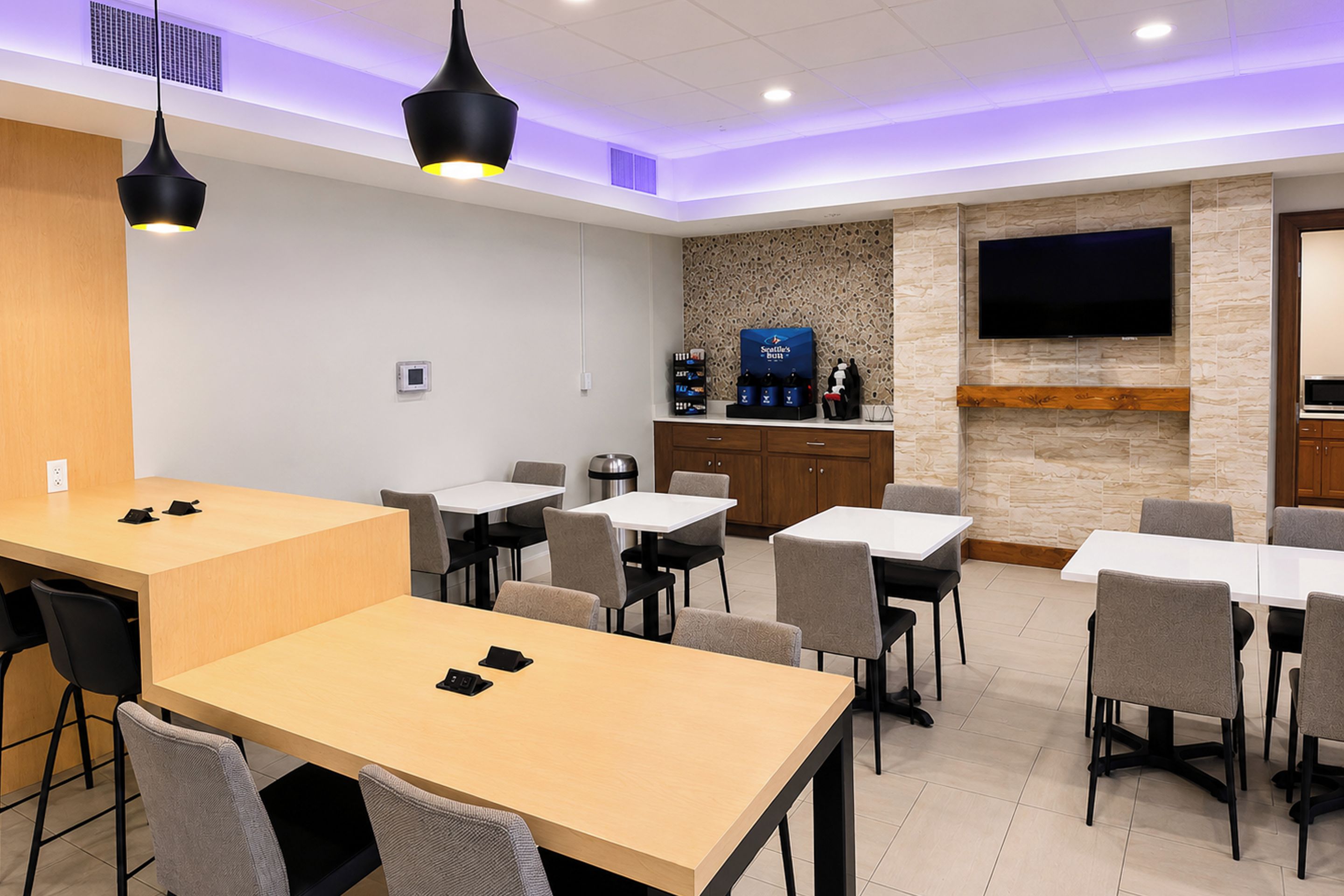 Breakfast area