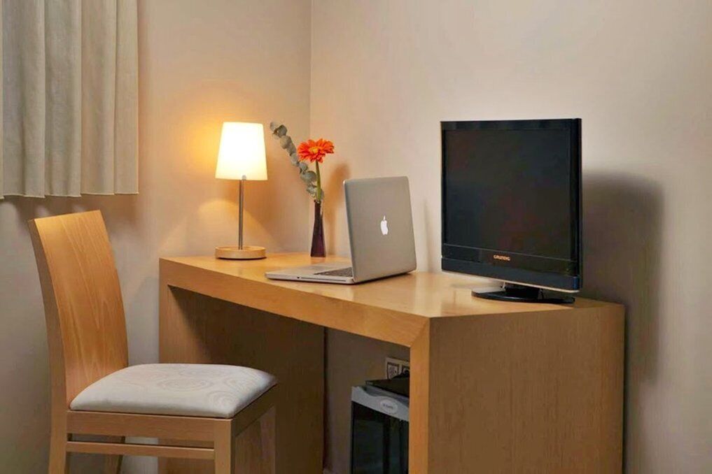 double room, 3 single beds | minibar, in-room safe, desk, soundproofing