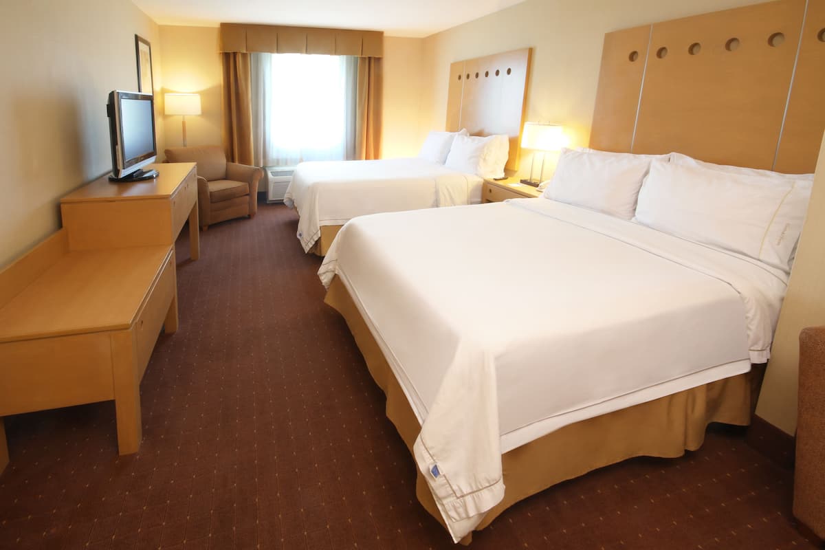 Standard Room, 2 Queen Beds (Minifridge) | Desk, iron/ironing board, free WiFi, bed sheets