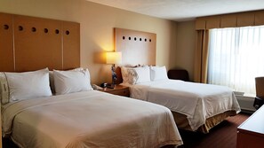 Desk, iron/ironing board, rollaway beds, free WiFi - Holiday Inn Express Saltillo Zona Aeropuerto by IHG (Saltillo)