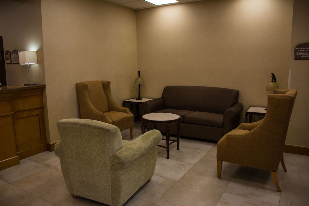 Holiday Inn Express Saltillo Zona Aeropuerto by IHG photo 6