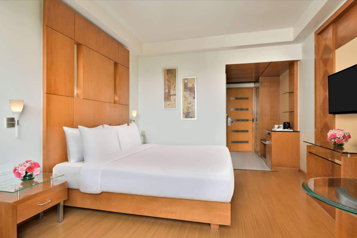 1 bedroom, minibar, in-room safe, desk