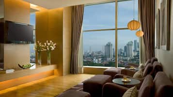 Sauna, steam room, body treatments, hydrotherapy, aromatherapy