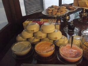 Free daily full breakfast  - Hotel Valles (Ciudad Valles)