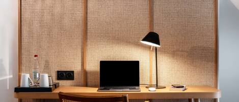 Standard Room, 1 Queen Bed, Non Smoking (Twin bed on request) | In-room safe, desk, free cots/infant beds, free WiFi