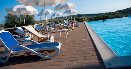 Tenuta La Lupa Country Hotel