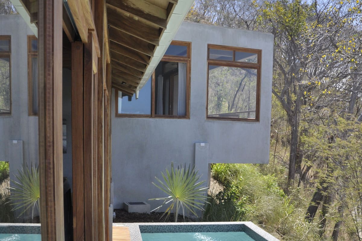 Villa, 2 Bedrooms | Premium bedding, in-room safe, individually decorated