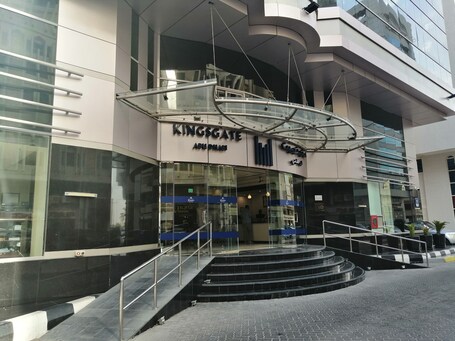 Kingsgate Hotel Abu Dhabi - Image 2