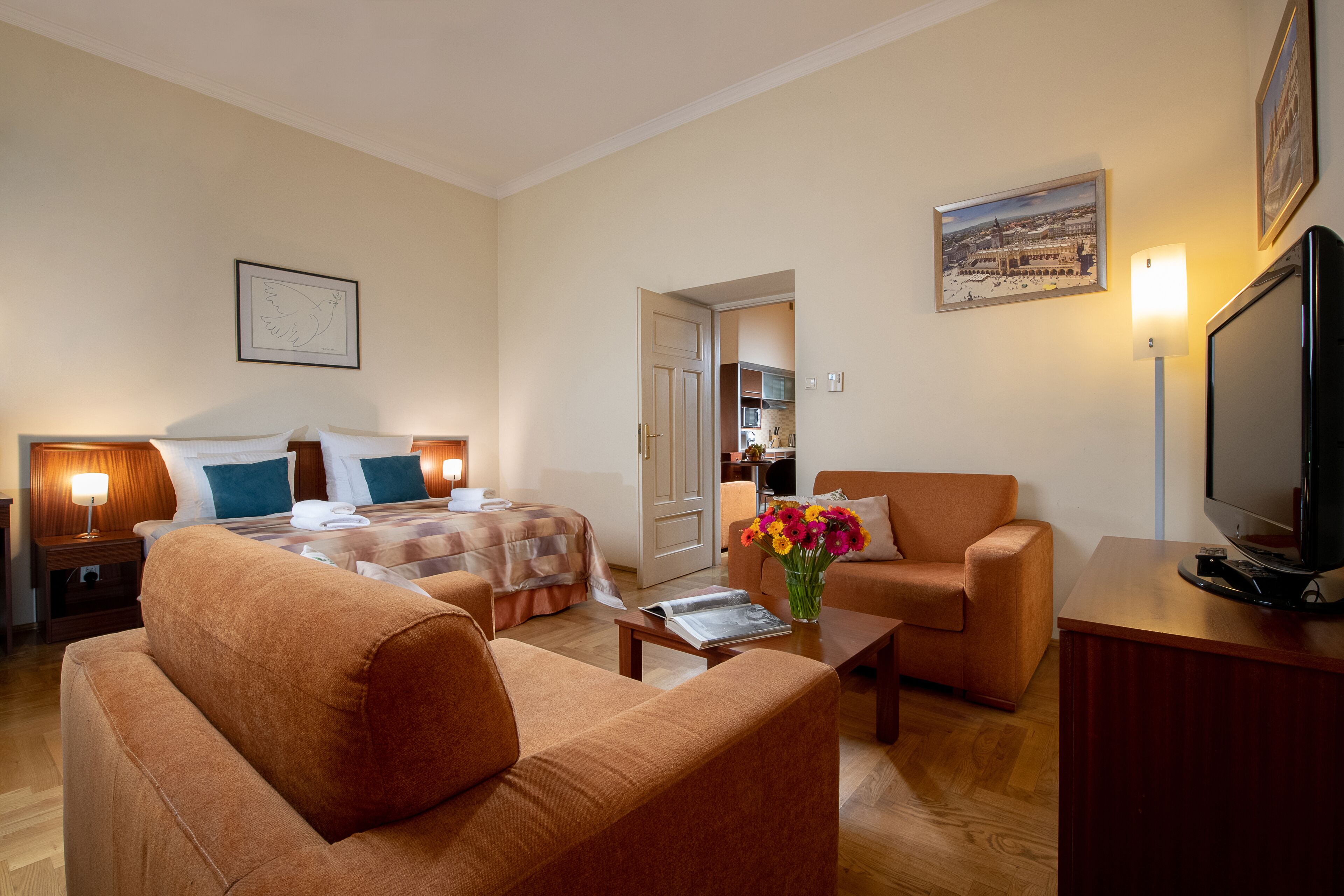 superior apartment | in-room safe, desk, blackout curtains, iron/ironing board