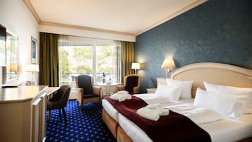 Coffres-forts dans les chambres, bureau, rideaux occultants