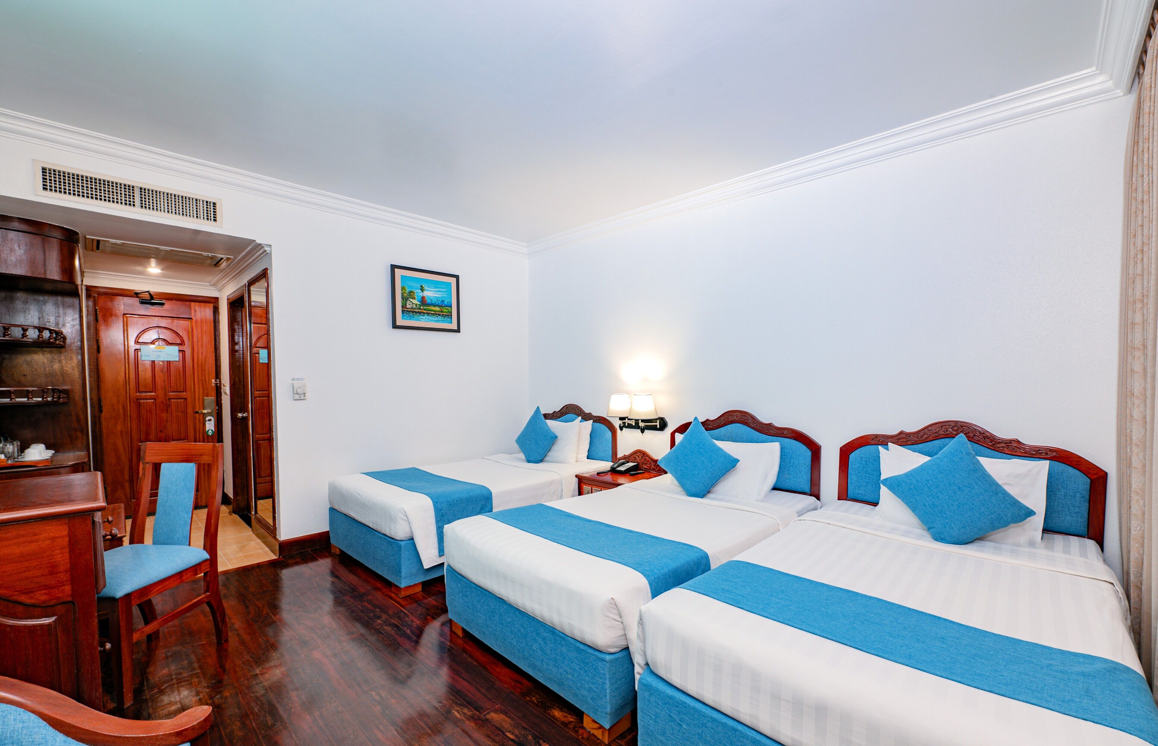 Superior Triple Room, 3 beds, Balcony with City View | Minibar, in-room safe, individually decorated, individually furnished