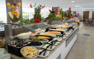Daily buffet breakfast for a fee
