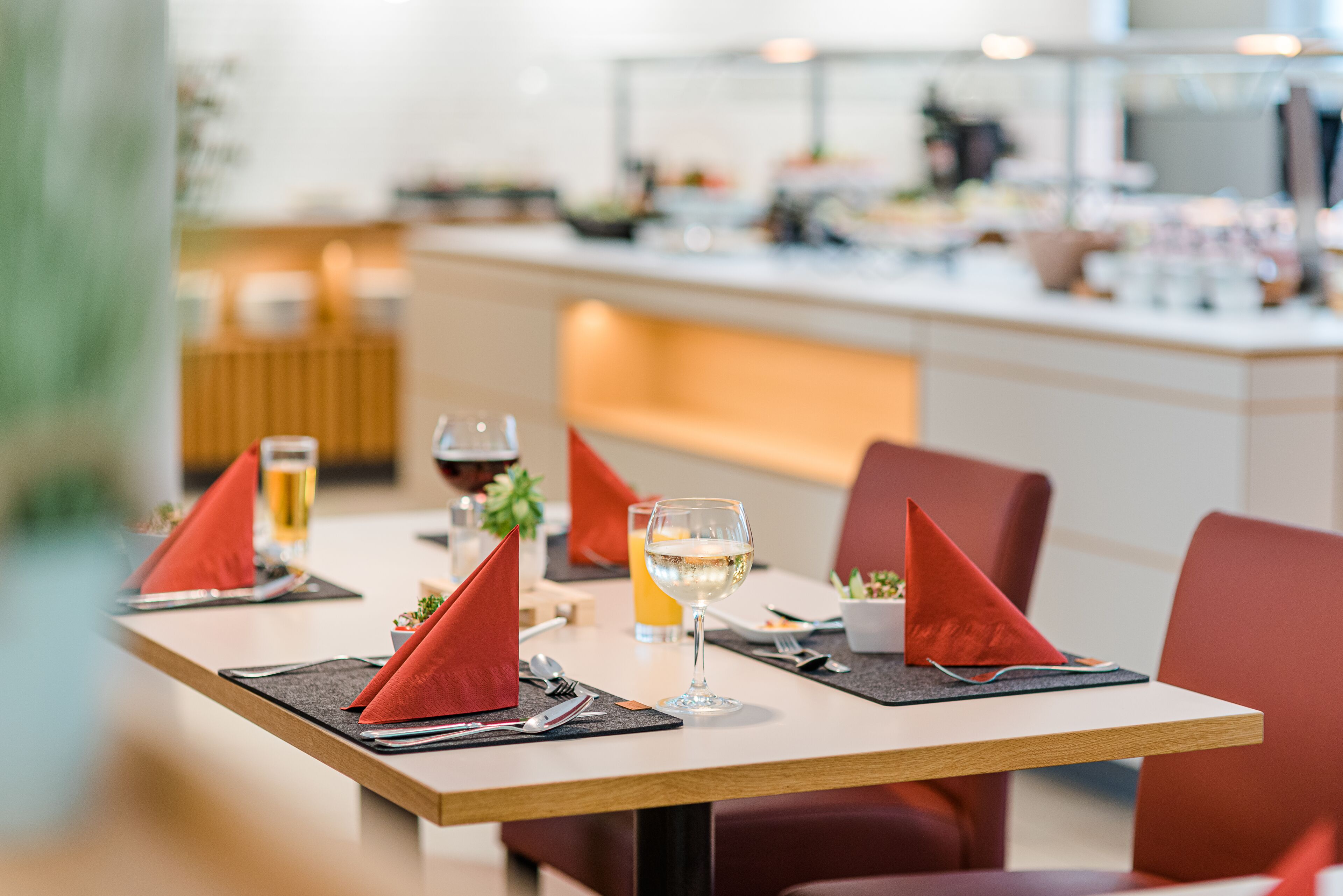 breakfast, dinner served; german cuisine, al fresco dining