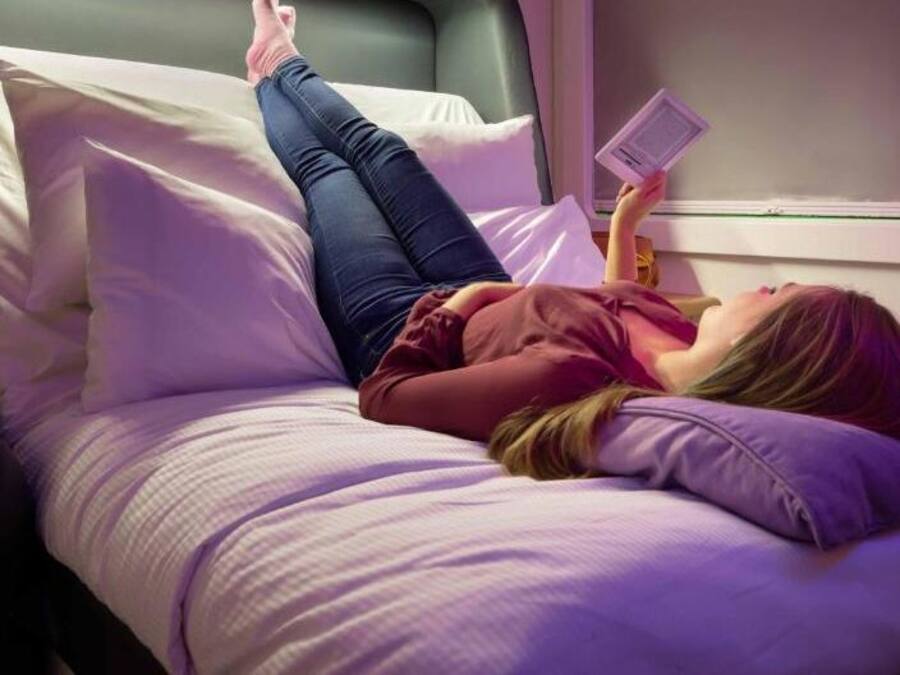 Hypo-allergenic bedding, desk, iron/ironing board, free WiFi