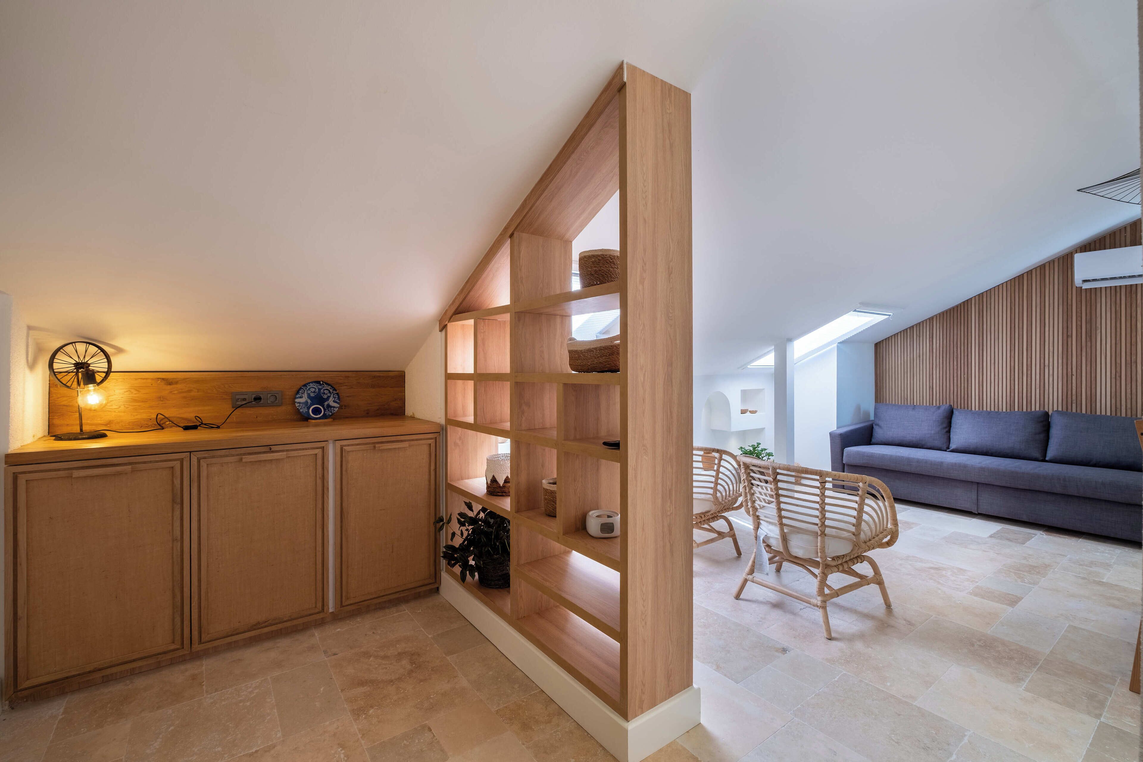 comfort loft | living area | lcd tv