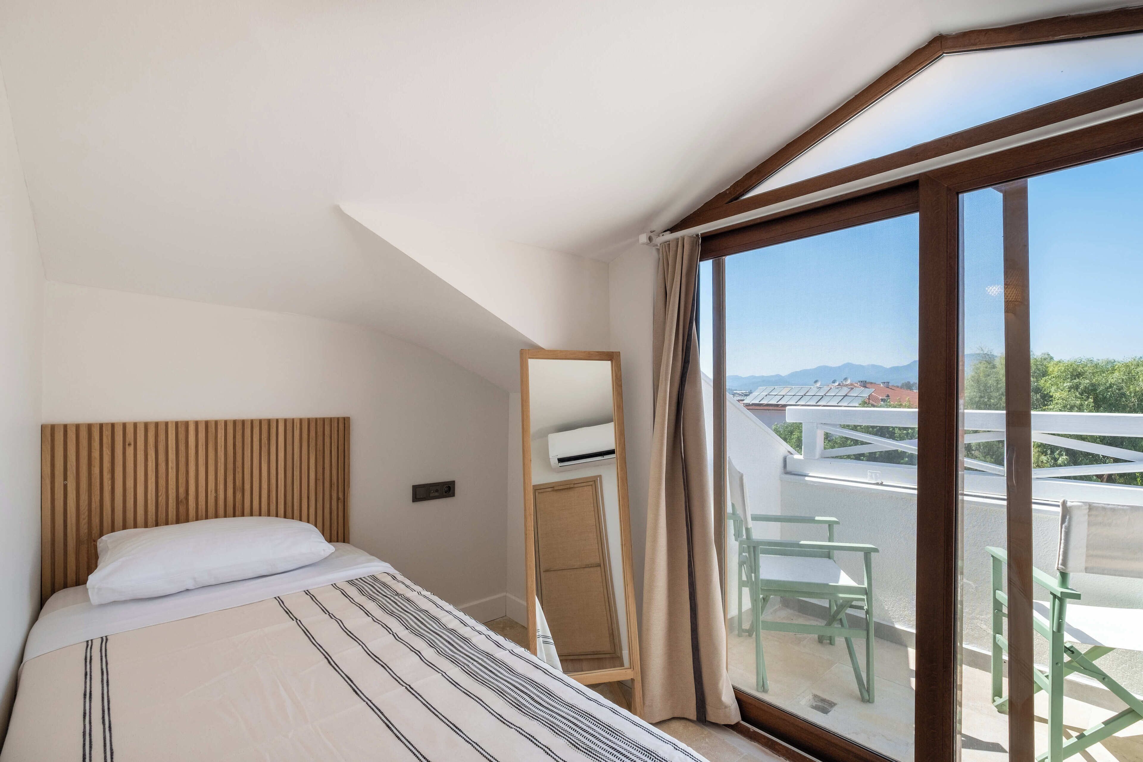 comfort loft | 1 bedroom, premium bedding, minibar, in-room safe