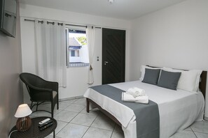 Dobbeltrom – deluxe | Minibar, safe på rommet, wi-fi (inkludert) og sengetøy