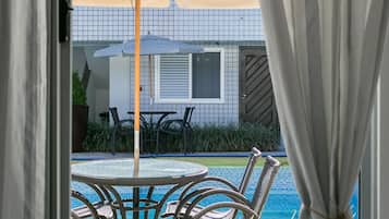 Minibar, két bảo mật tại phòng, truy cập Internet không dây miễn phí