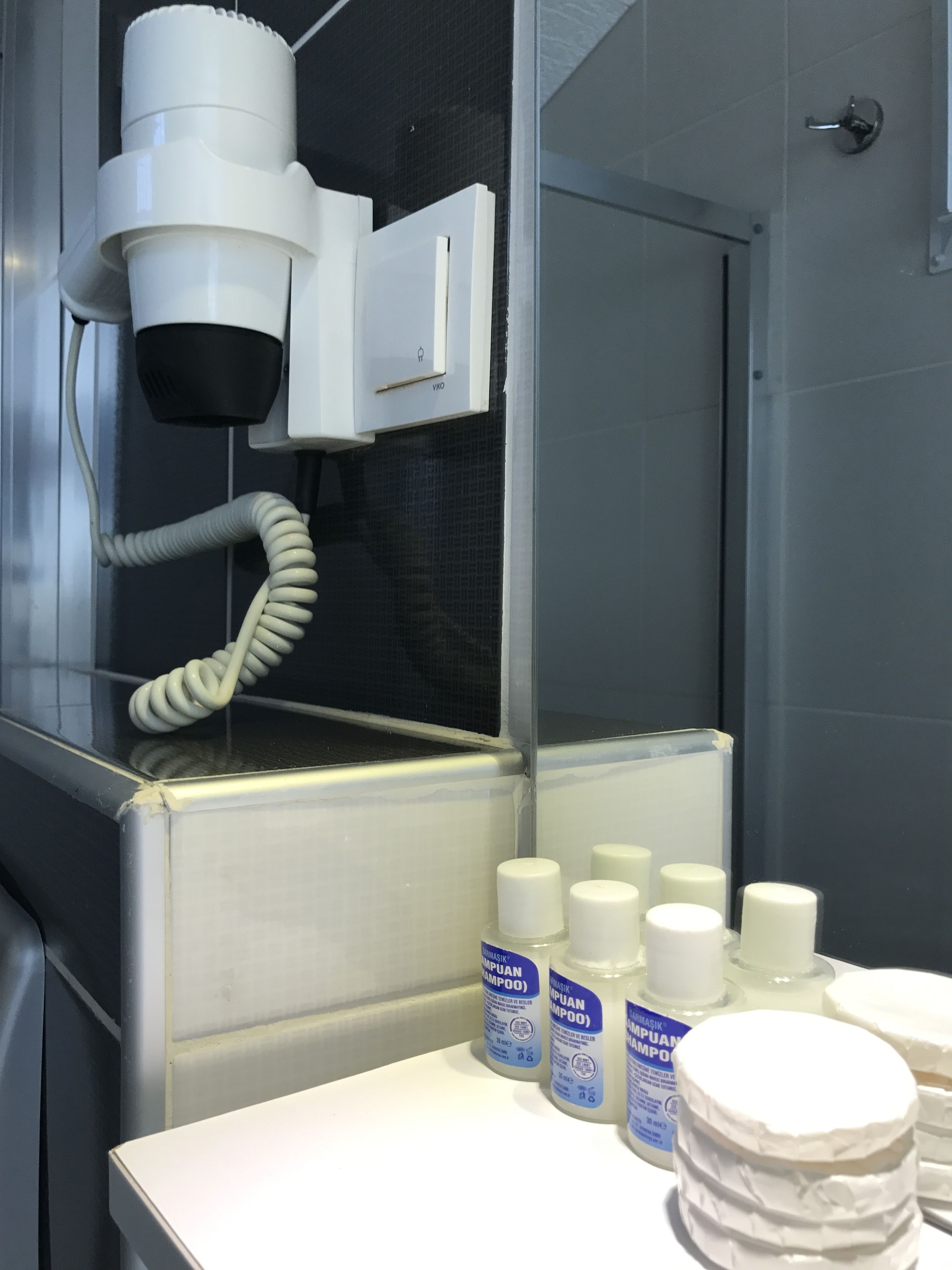 double room, 1 double bed, balcony | bathroom amenities | shower, free toiletries, hair dryer, towels