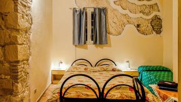 مكتب وأسرّة أطفال/رضّع وأسرّة قابلة للطي وواي فاي مجانًا