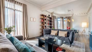 Luxury-Suite, 5Â Schlafzimmer, Stadtblick | Wohnbereich