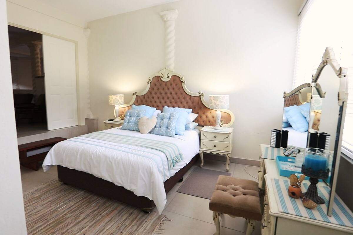 Luxury Double Room (Peaceful) | Minibar, in-room safe, laptop workspace, iron/ironing board