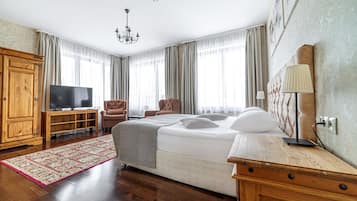 ลักซ์ชัวรี่ชาเลท์ | ตู้นิรภัยในห้องพัก, ผ้าม่านกันแสง, ห้องเก็บเสียง, เตารีด/โต๊ะรีดผ้า