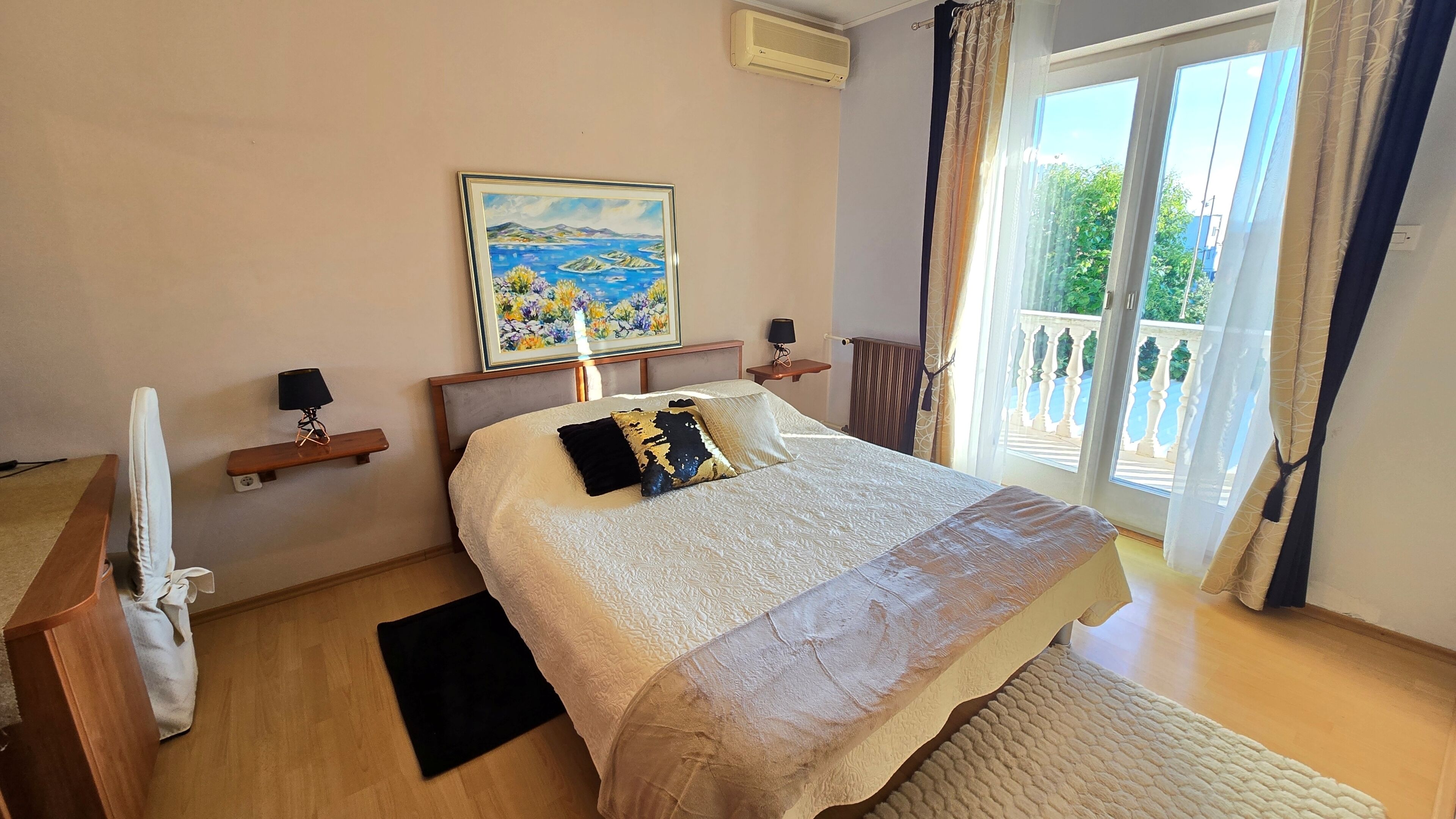Family Quadruple Room, Balcony | Desk, free WiFi, bed sheets