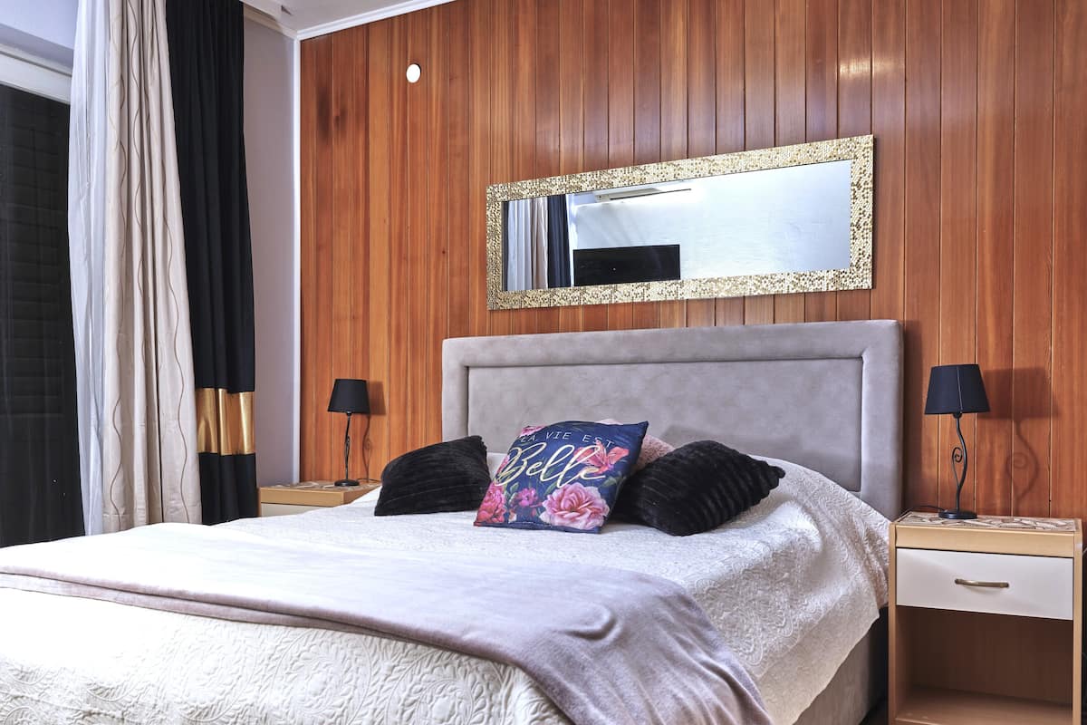 Family Quadruple Room, Multiple Beds, Connecting Rooms | Desk, free WiFi