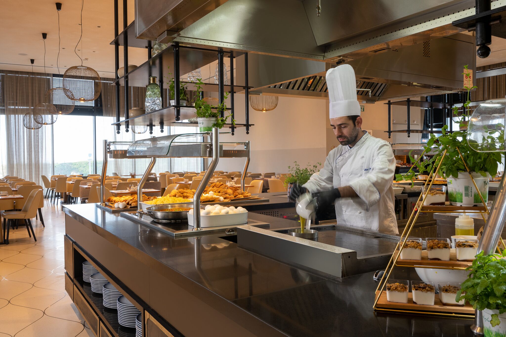 daily buffet breakfast (usd 35 per person)