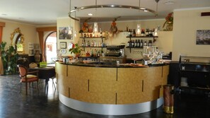 Bar (on property) - Eolian Residence (Lipari)