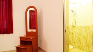Phòng 3 tiện nghi đơn giản
