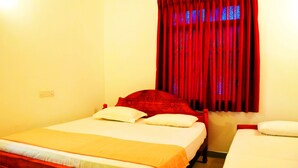 Phòng 3 tiện nghi đơn giản