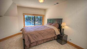 House, 4 Bedrooms | 4 bedrooms, bed sheets