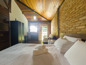 Gold | 1 habitación, minibar y ropa de cama