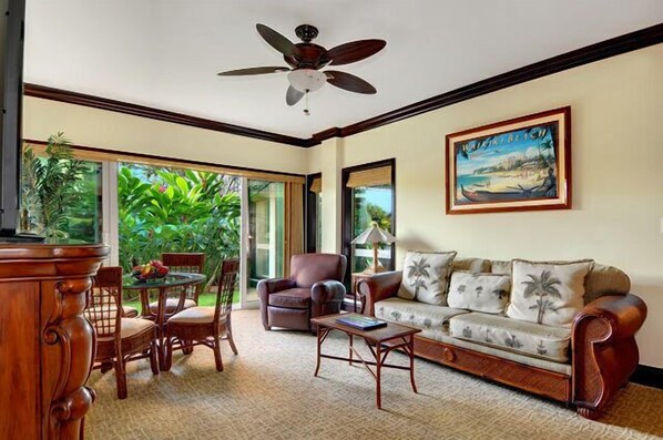 Condo, 1 Bedroom, Bathtub, Mountain View (Waipouli Beach Resort G103) | View from room