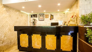 Lobby - Hotel Shiva Continental (Mussoorie)