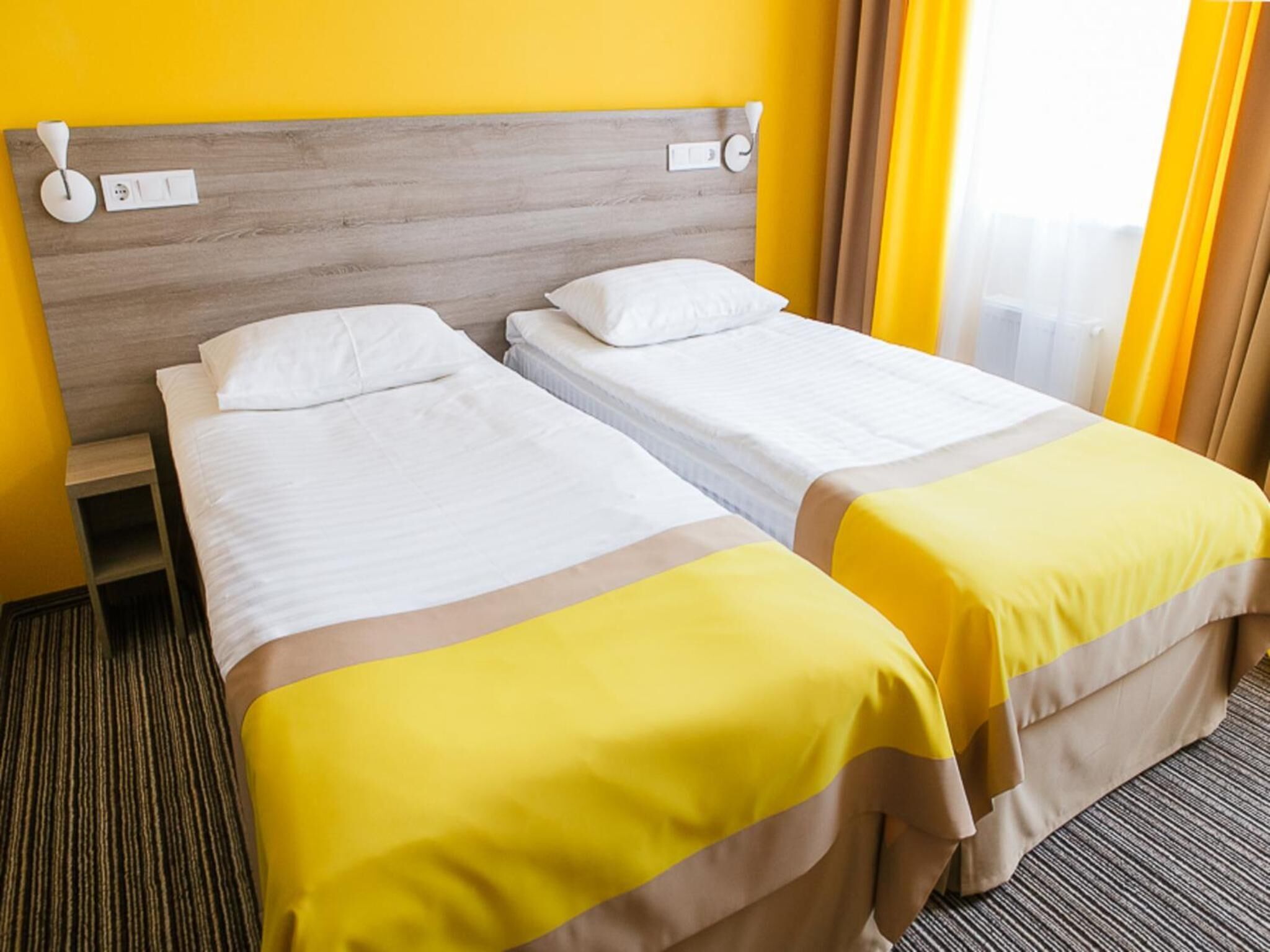 โต๊ะทำงาน, Wi-Fi ฟรี, ผ้าปูที่นอน