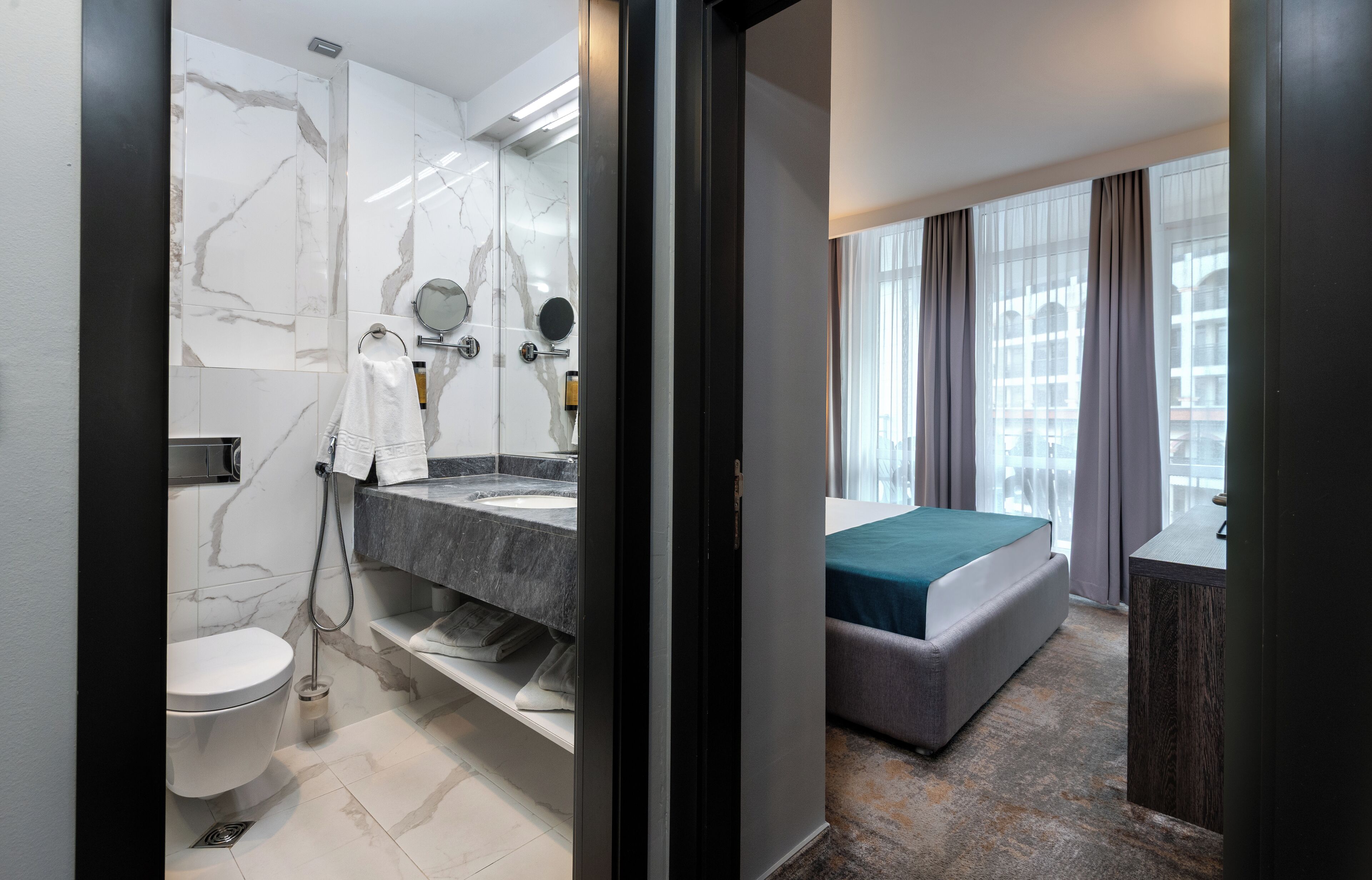 Frette Italian sheets, premium bedding, Select Comfort beds, minibar