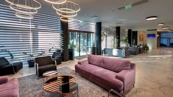 Àrea amb seients del vestíbul