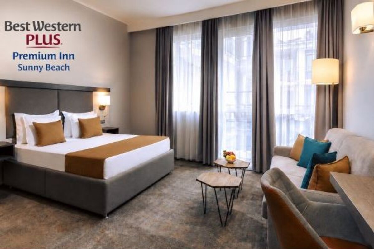 Frette Italian sheets, premium bedding, Select Comfort beds, minibar