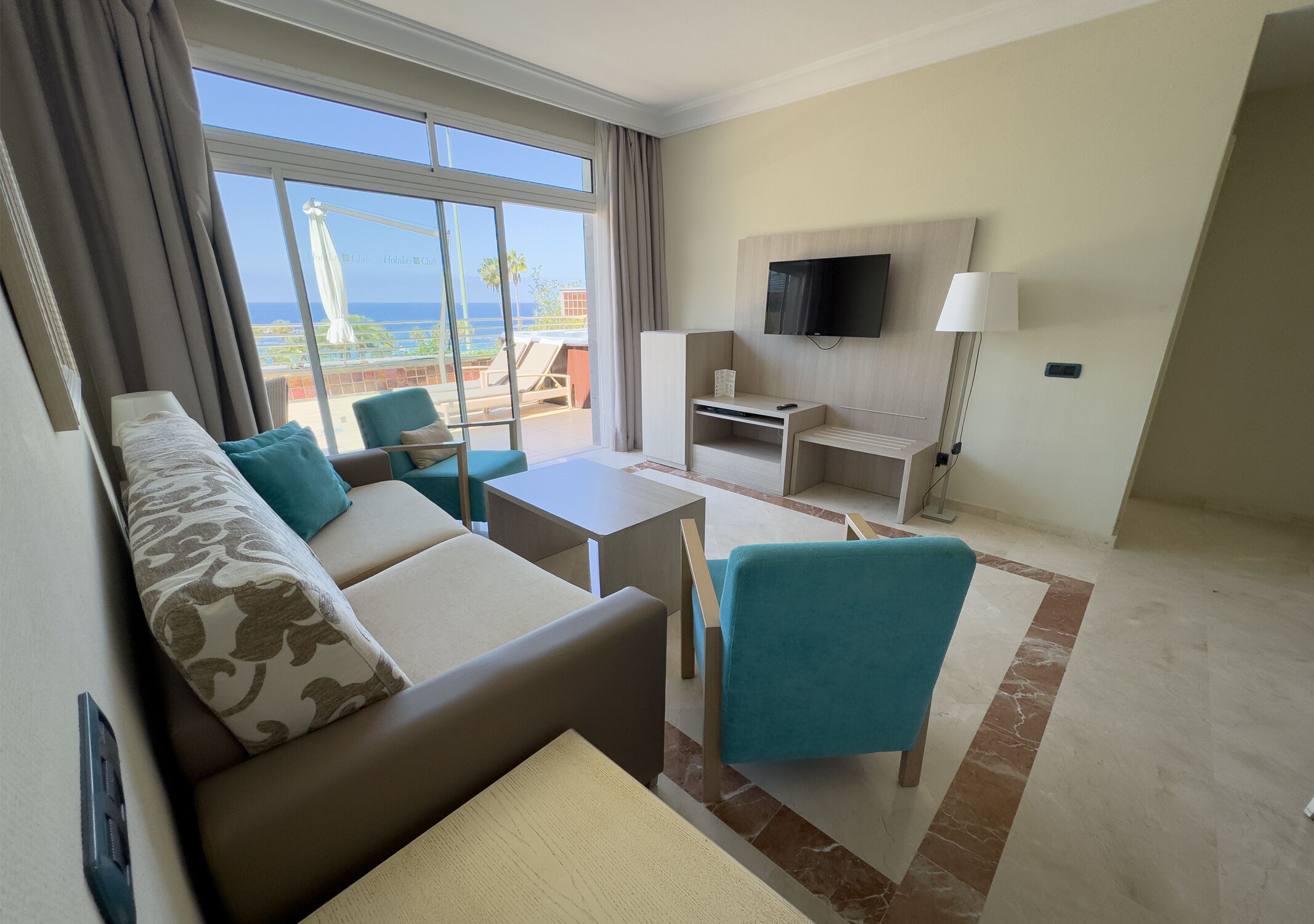 Photo - Holiday Club Playa Amadores