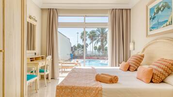 Suite - 2 soveværelser - privat pool - strandudsigt | Privat pool